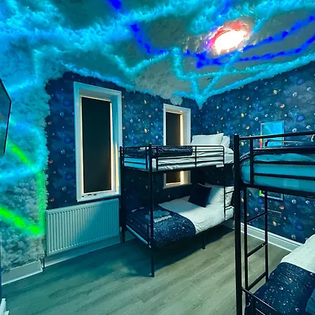 New - The Fun House Blackpool - Private Nightclub-3